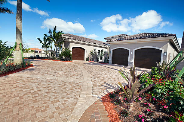Best Decorative Driveway Pavers  in Madisonville, TN
